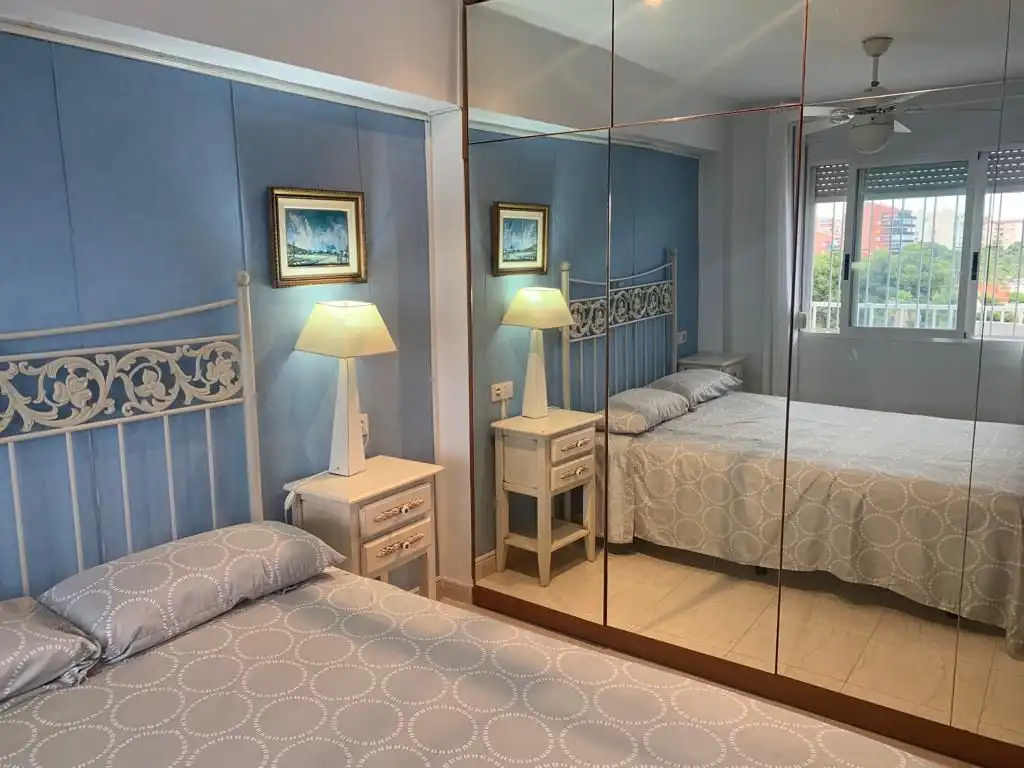 Habitación de Apartamento de alquiler en Benicasim / Benicàssim con Terraza