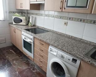 Cuina de Casa adosada en venda en  Zaragoza Capital amb Aire condicionat, Calefacció i Jardí privat