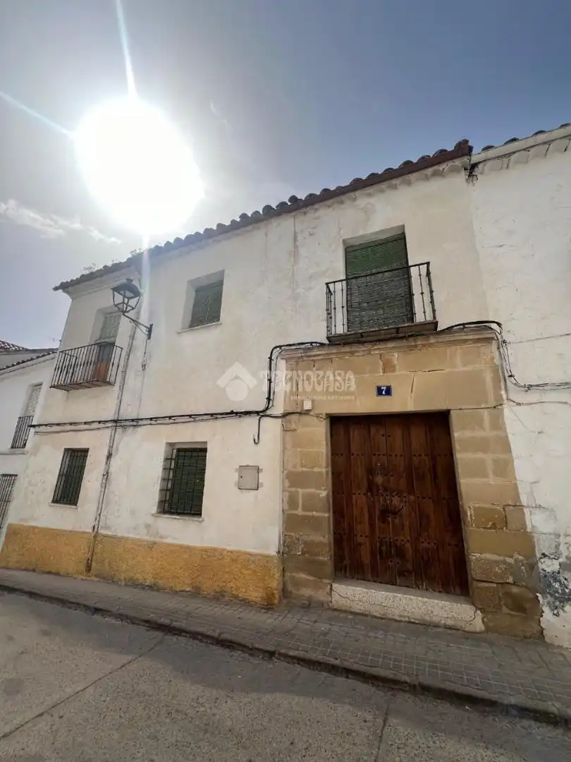 Habitatge amb jardí en venda a Baeza