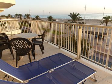 Apartament amb balcó de lloguer a Passeig Marítim de Neptú 57