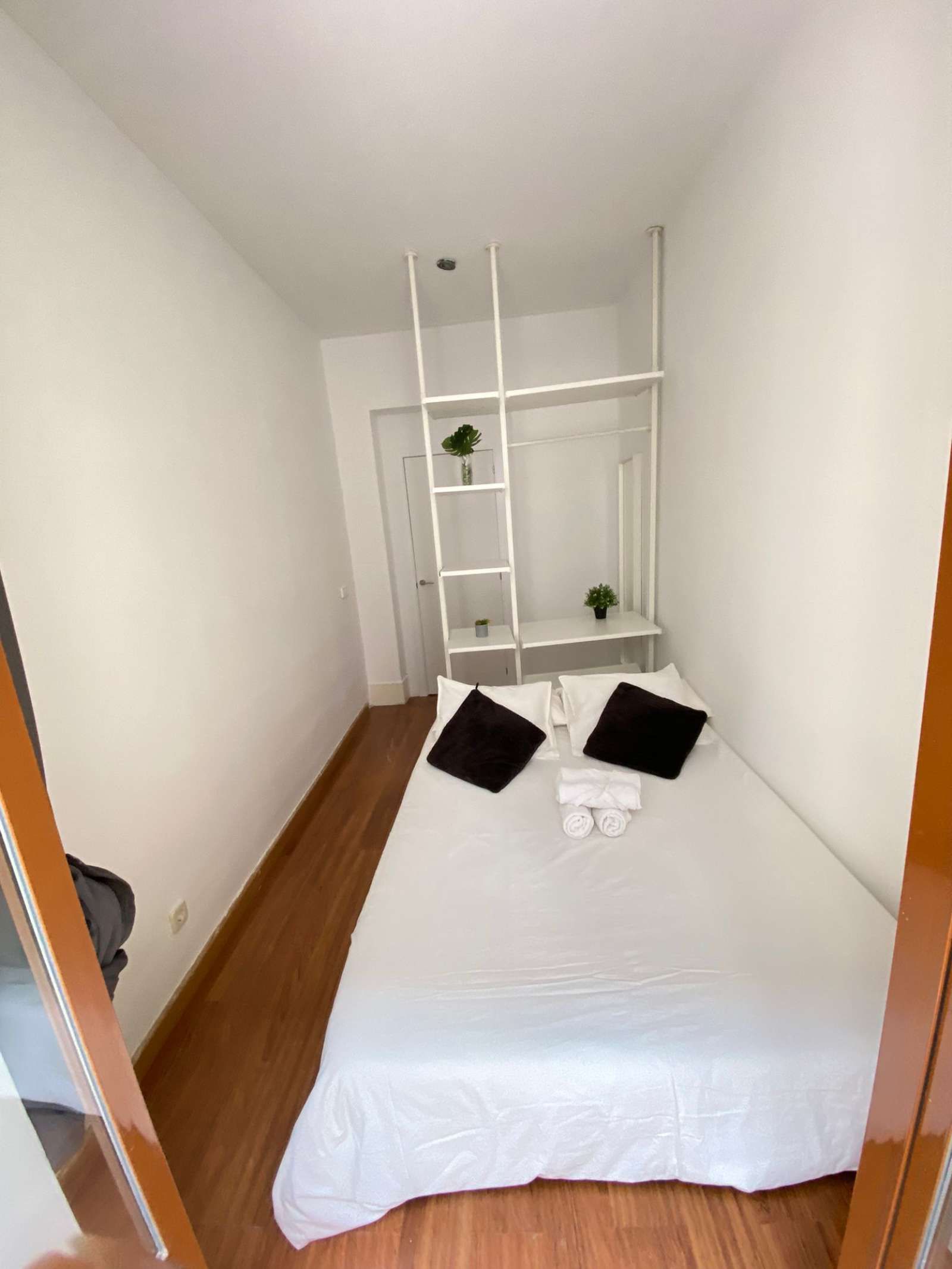 Bedroom of Flat to share in  Madrid Capital  with Air Conditioner, Heating and Terrace