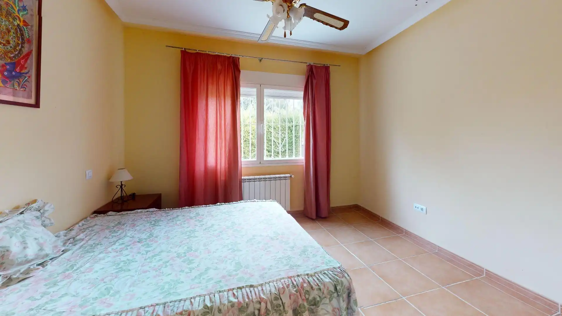 Dormitori de Casa o xalet en venda en Pioz amb Calefacció, Jardí privat i Alarma