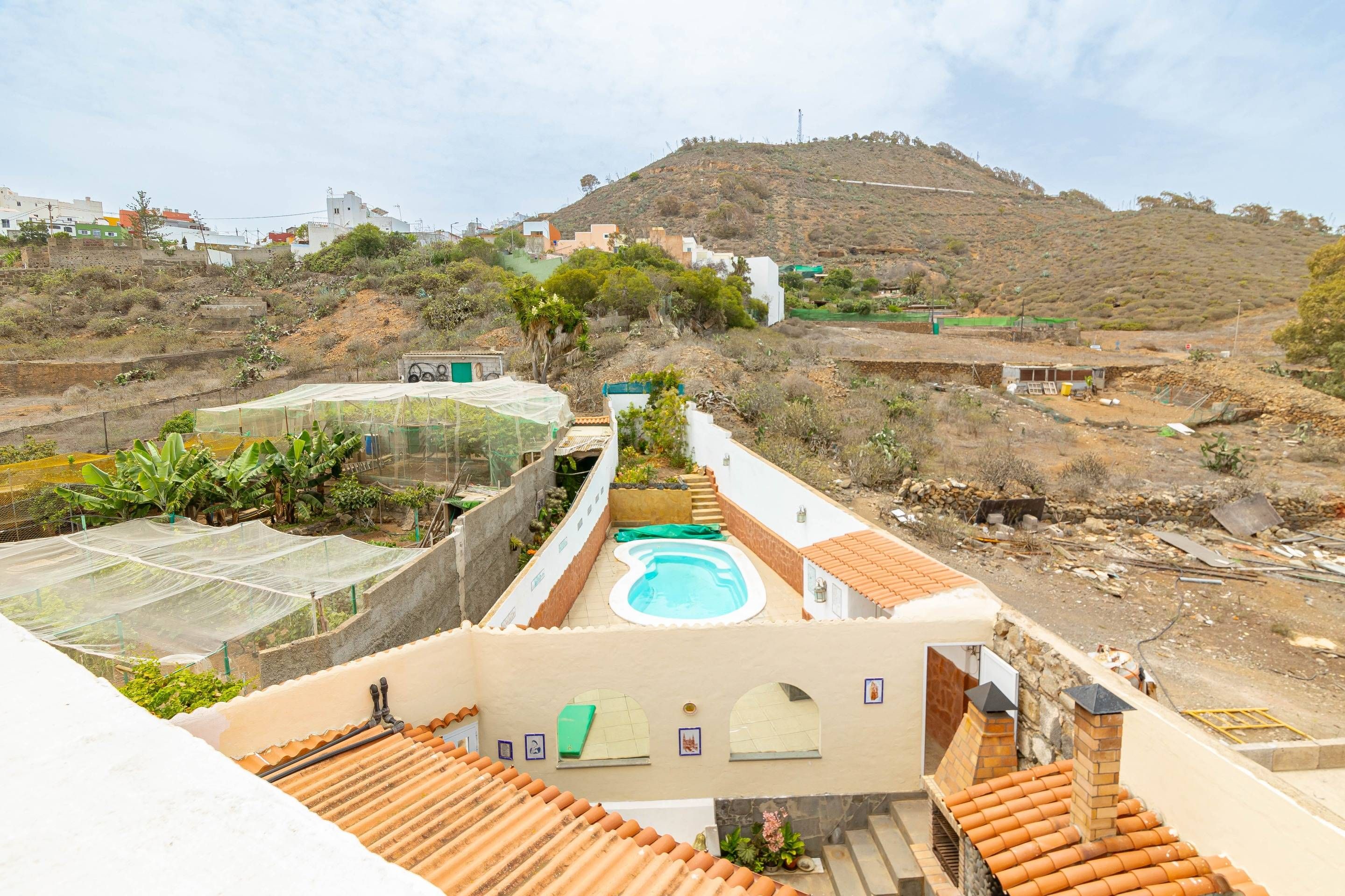 Vista exterior de Casa o xalet en venda en Arucas amb Calefacció, Jardí privat i Terrassa