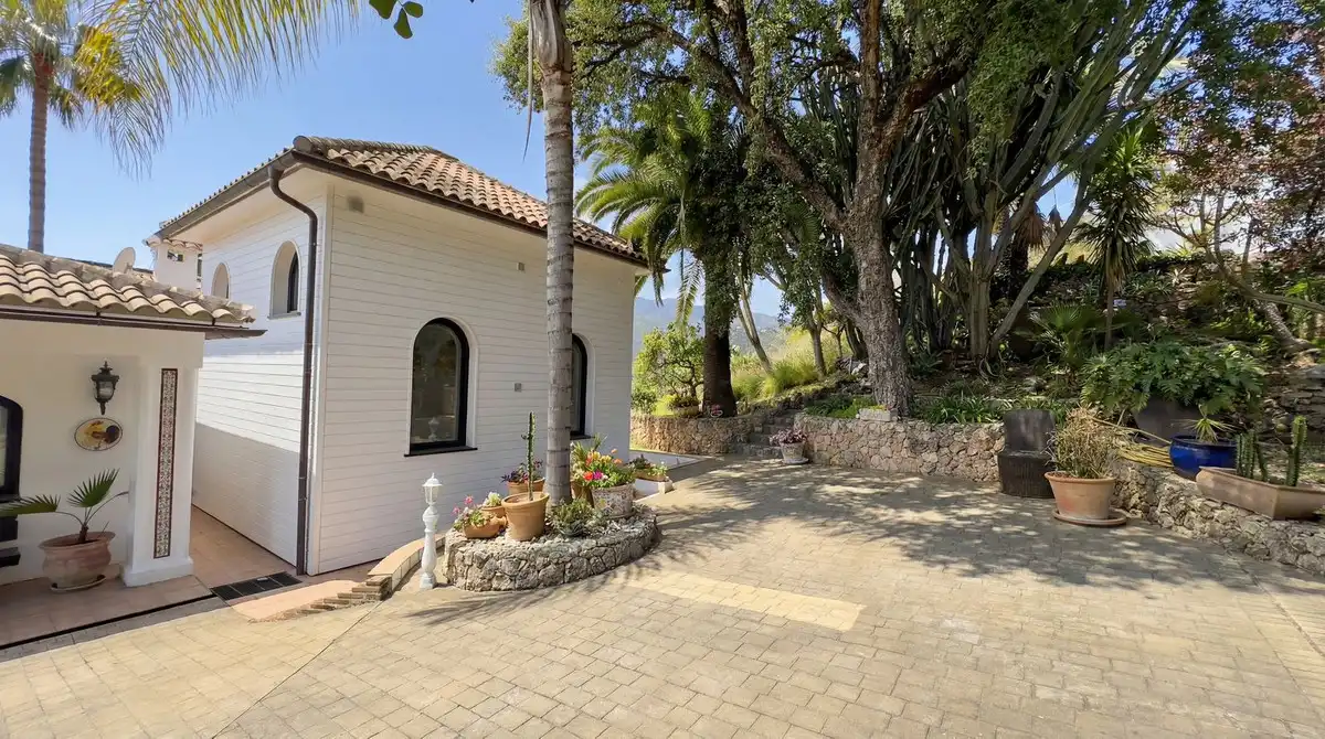 Vista exterior de Finca rústica en venda en Alhaurín El Grande amb Aire condicionat, Jardí privat i Terrassa