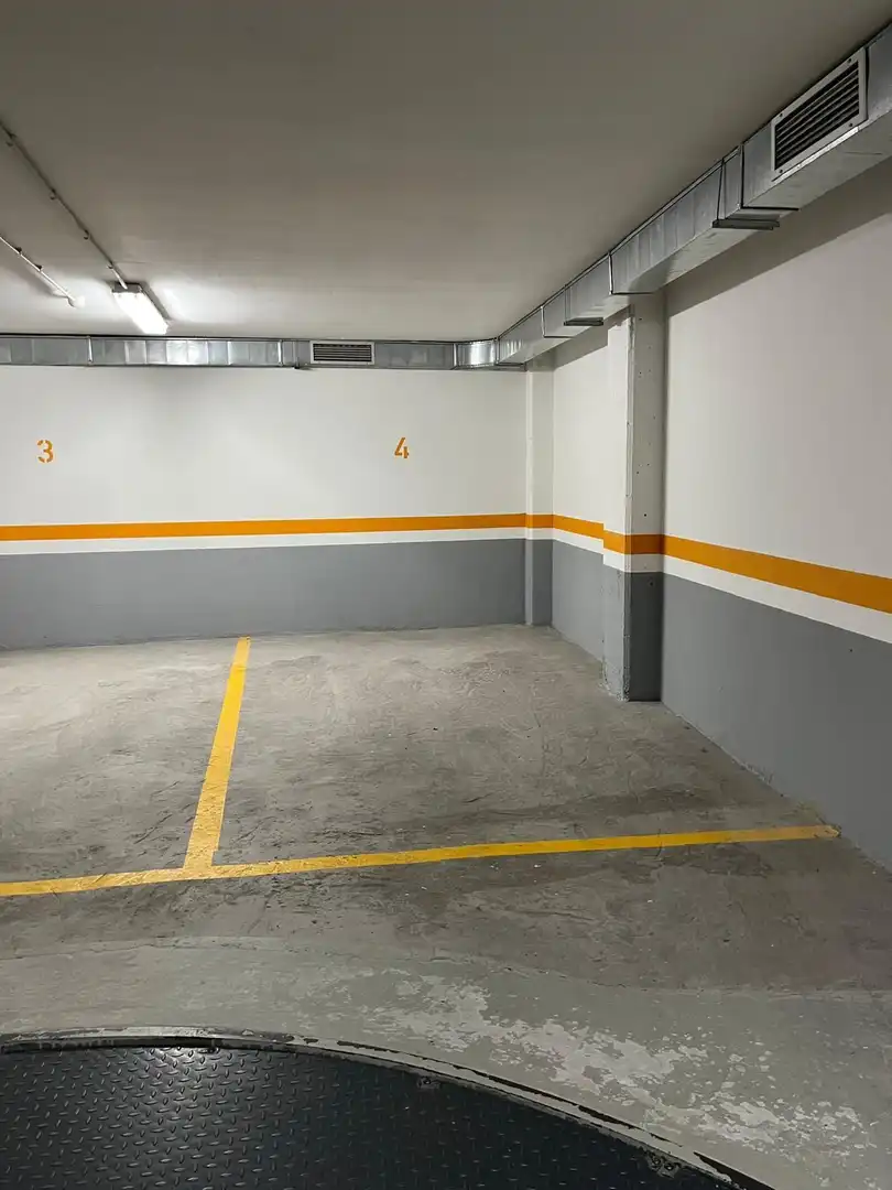 Aparcament en venda a Centro - Juan Flórez - Plaza Pontevedra, imagen 3