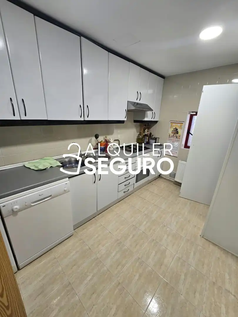 Küche von Wohnung zur Miete in Latina