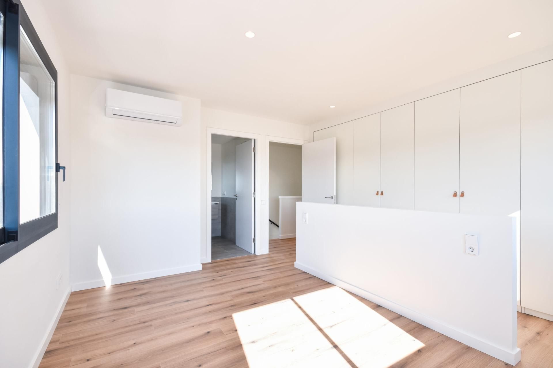 Dormitori de Casa o xalet en venda en Sant Quirze del Vallès amb Aire condicionat, Calefacció i Jardí privat