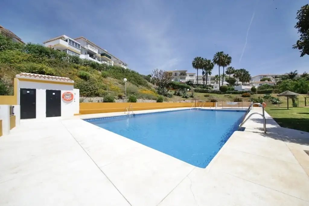 Schwimmbecken von Wohnung zum Verkauf in Mijas mit Terrasse, Möbliert und Waschmaschine