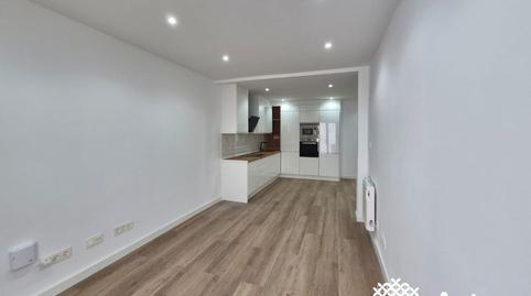 Foto 2 de Pis en venda a Iturribide Kalea, Solokoetxe, Bilbao