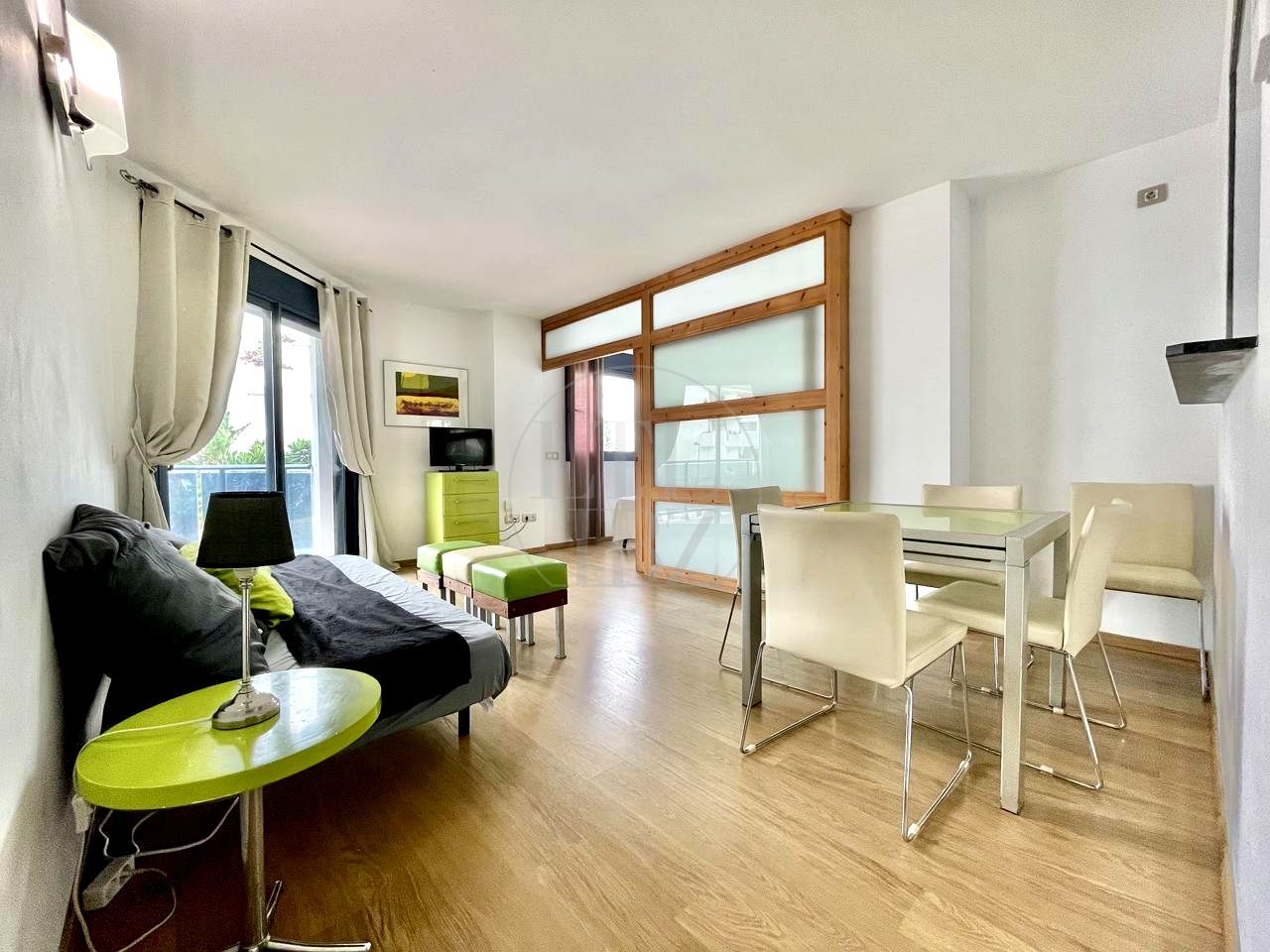 Apartment to rent in Carrer de Migjorn, Marina Botafoc - Platja de Talamanca, Eivissa