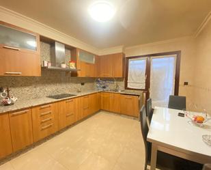 Kitchen of Flat for sale in Vigo   with Heating, Storage room and Balcony