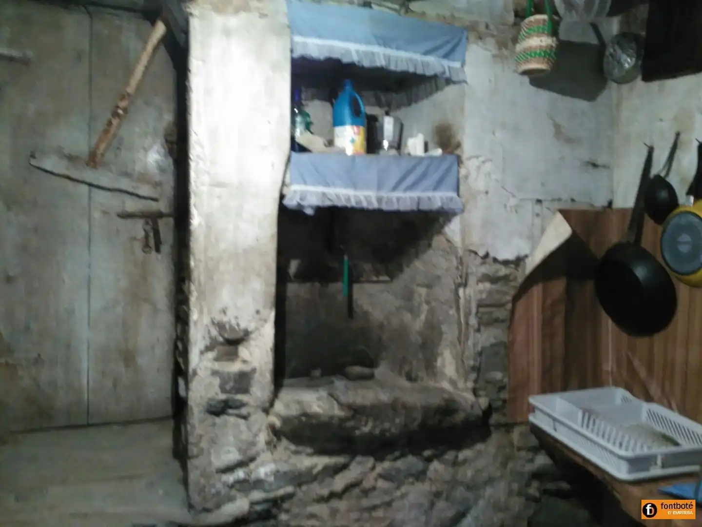Casa rústica con terraza en venta en Carrer Unica, imagen 8