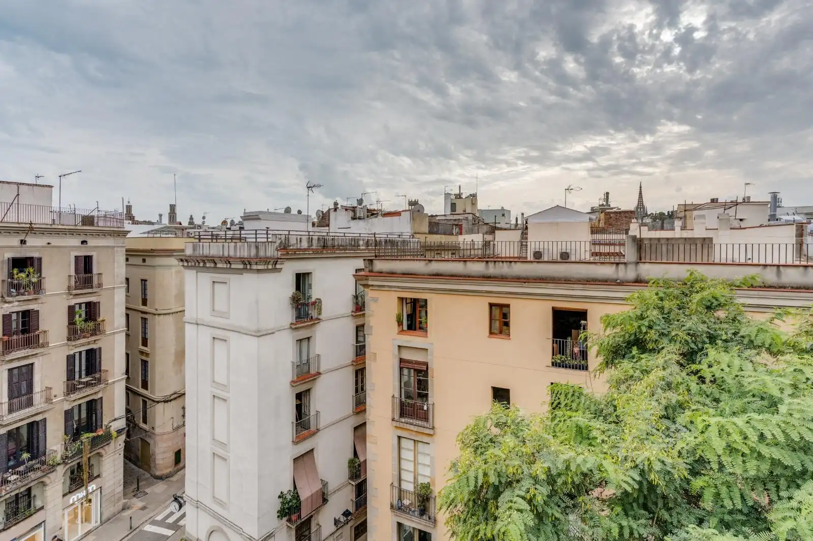 Study for sale in Barcelona, Barcelona