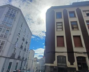 Vista exterior de Àtic en venda en Santander