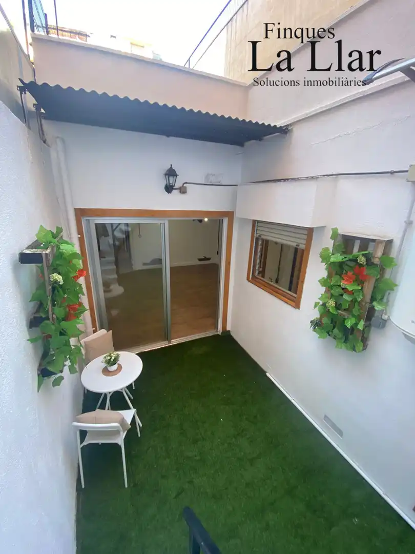 Casa adosada de alquiler en Gavà con Trastero y Amueblado