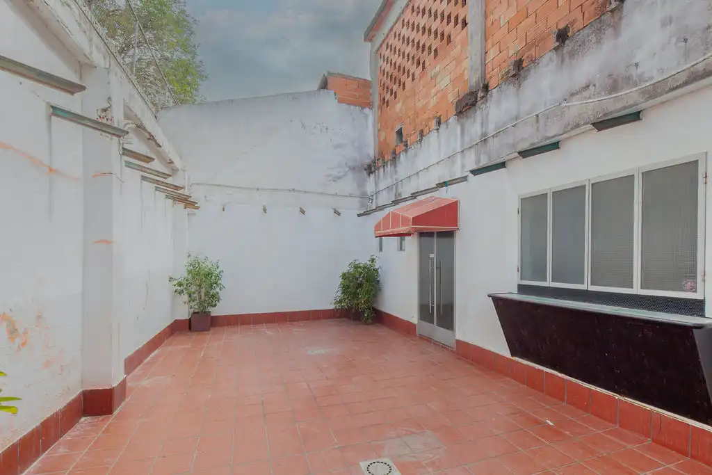 Business premises for sale in C/ Lluis Santangel, imagen 13