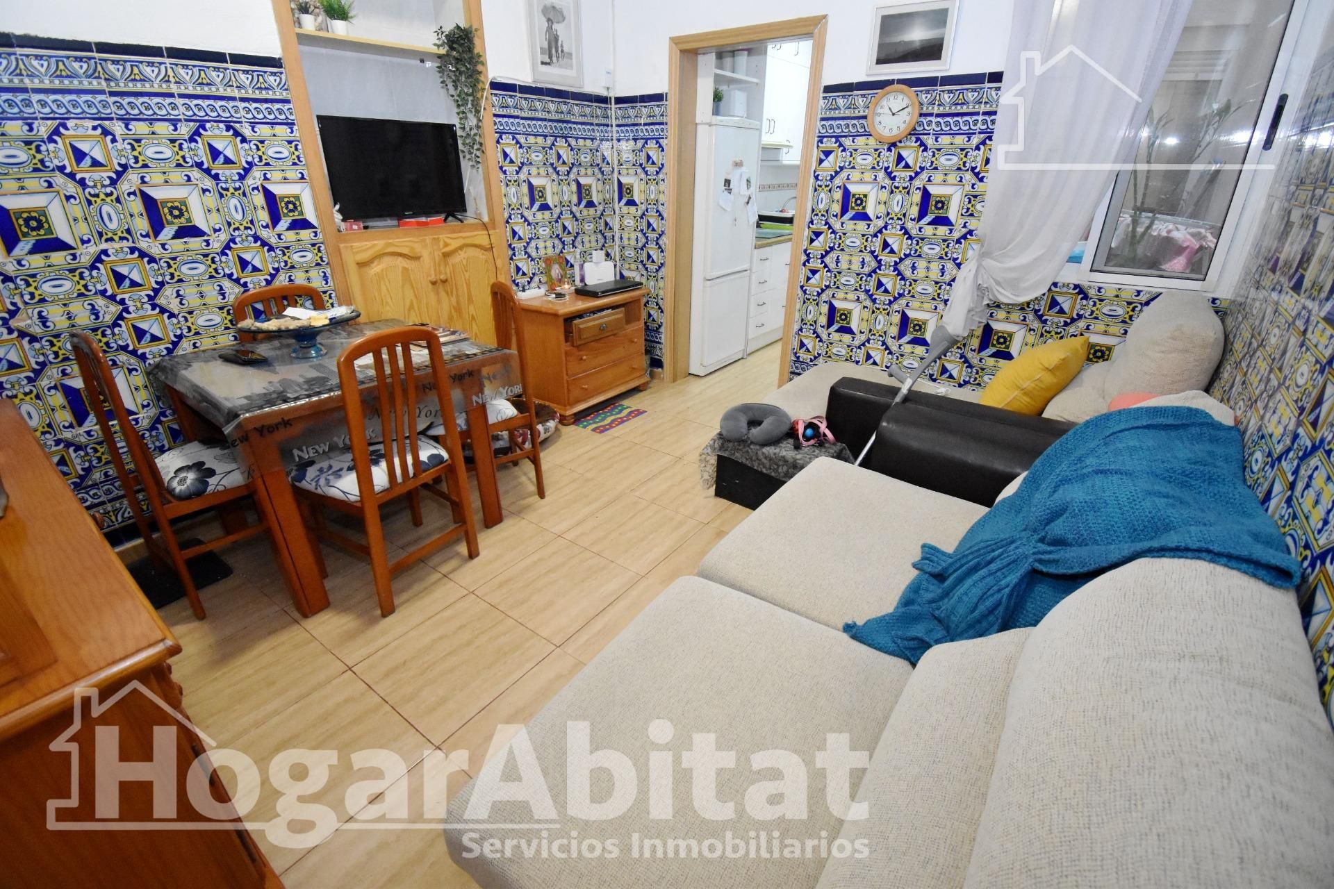 Piso en venta en Calle Poeta Verdaguer, Hospital - Plaza del Real