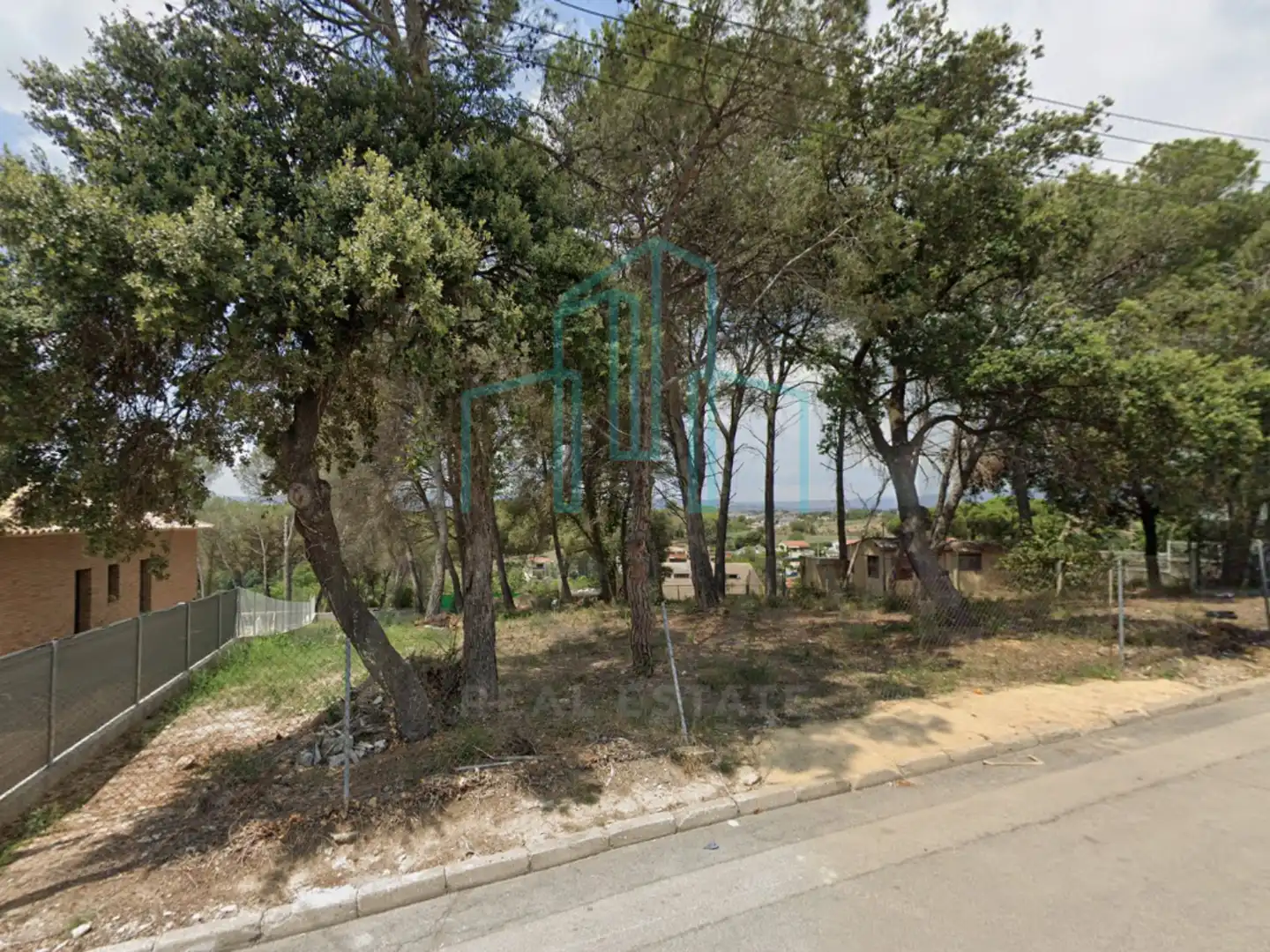 Terreno residencial en venta en Carrer de la Pineda, imagen 2