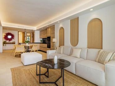 Apartamento con piscina en venta en Nueva Andalucía