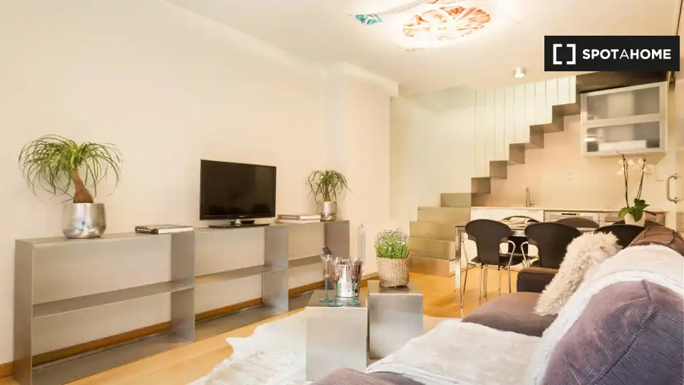 Appartamento con terrazza in affitto a Eixample, imagen 10