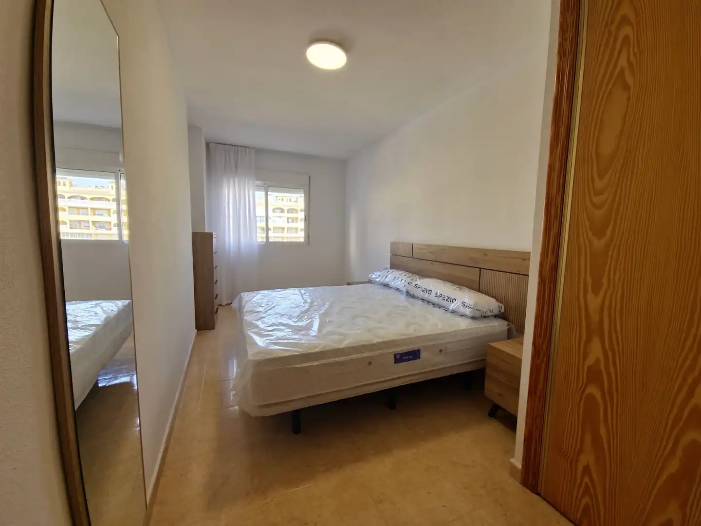Habitación de Apartamento de alquiler en Almoradí con Calefacción, Terraza y Trastero