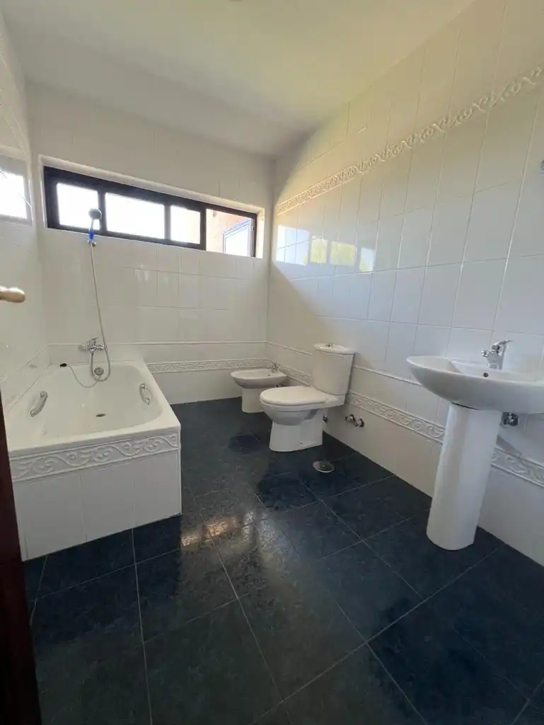 Bany de Casa o xalet en venda en Las Torres de Cotillas amb Aire condicionat, Calefacció i Parquet