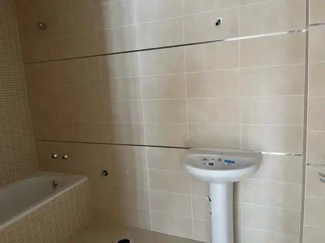 Bany de Garatge en venda en Galilea