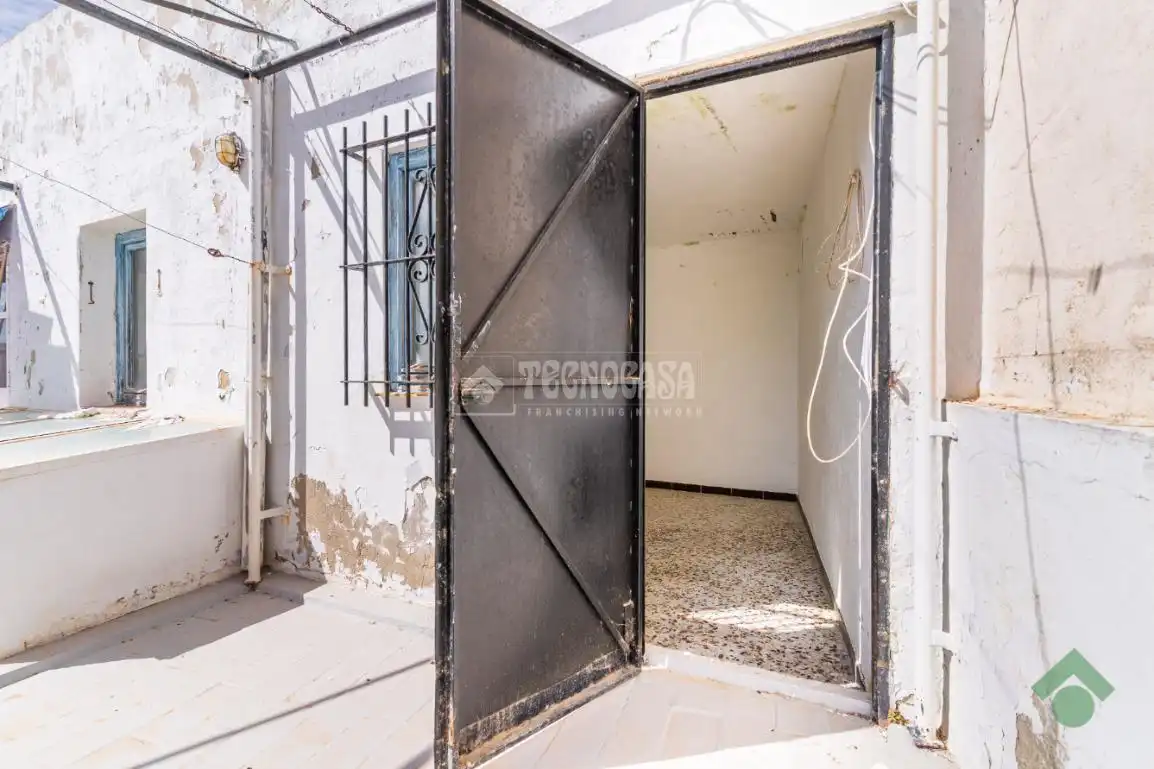Edificio en venta en Conil de la Frontera