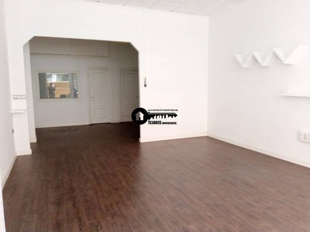 Local comercial en Alquiler en Feria