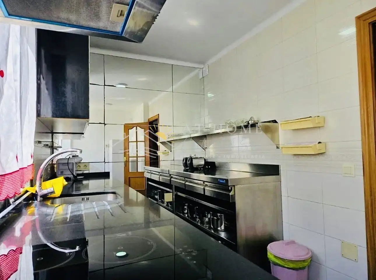 Cocina de Apartamento en venta en Nerja con Terraza y Horno