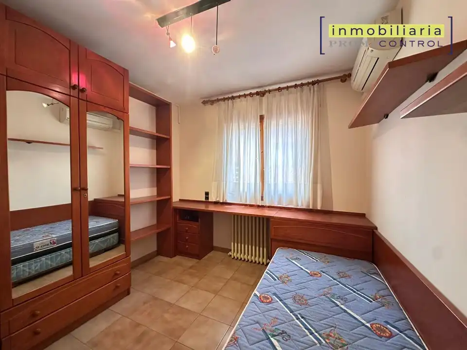Bedroom of Flat for sale in Zuera  with Air Conditioner, Heating and Terrace