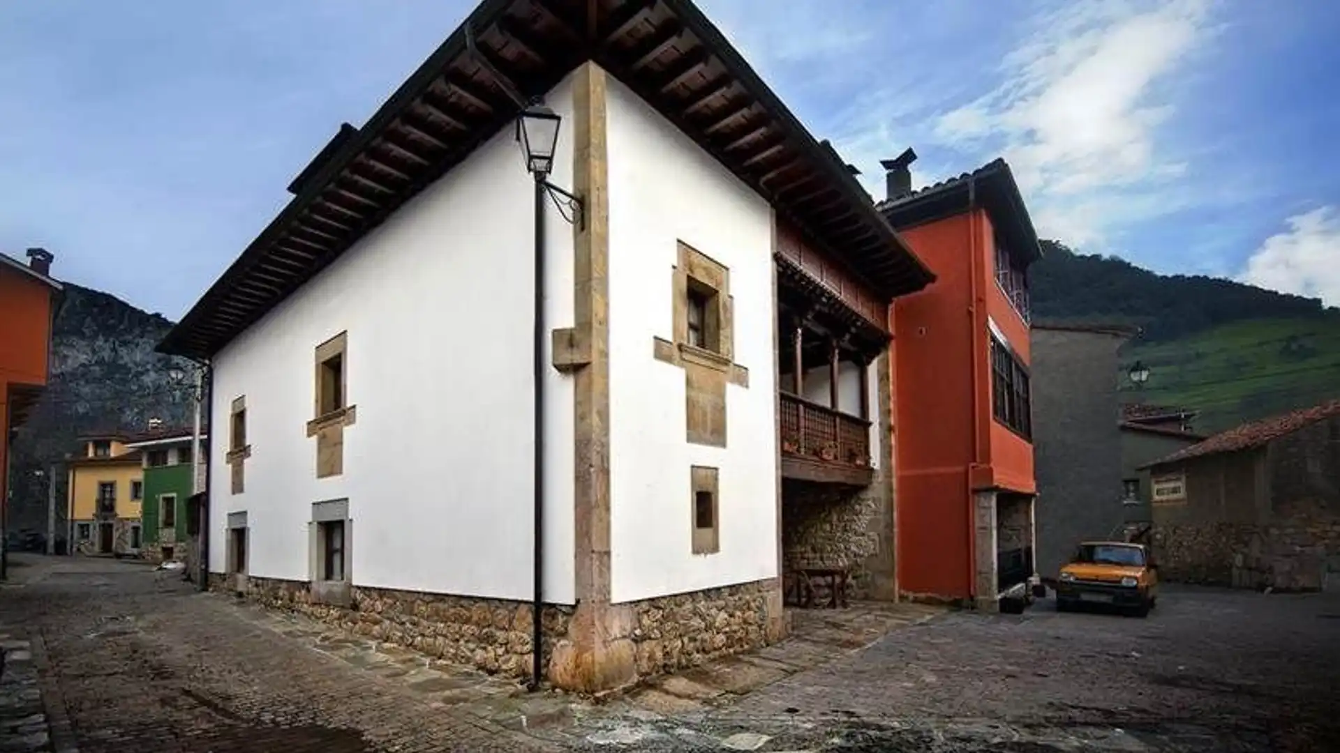 Apartamento de alquiler en Parque Poo, 64, Cabrales