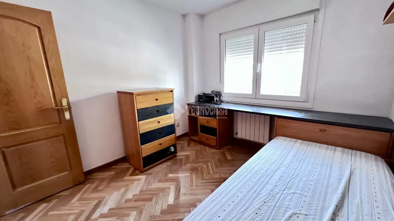 Dormitori de Casa adosada en venda en Alcalá de Henares