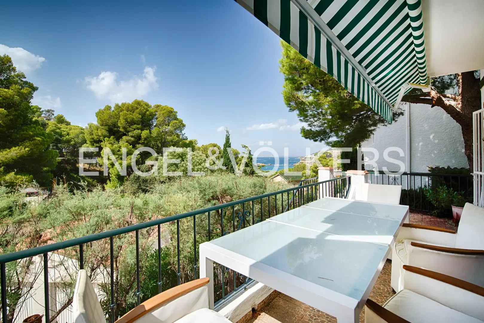Terraza de Casa o chalet en venta en Roses con Jardín privado, Terraza y Amueblado