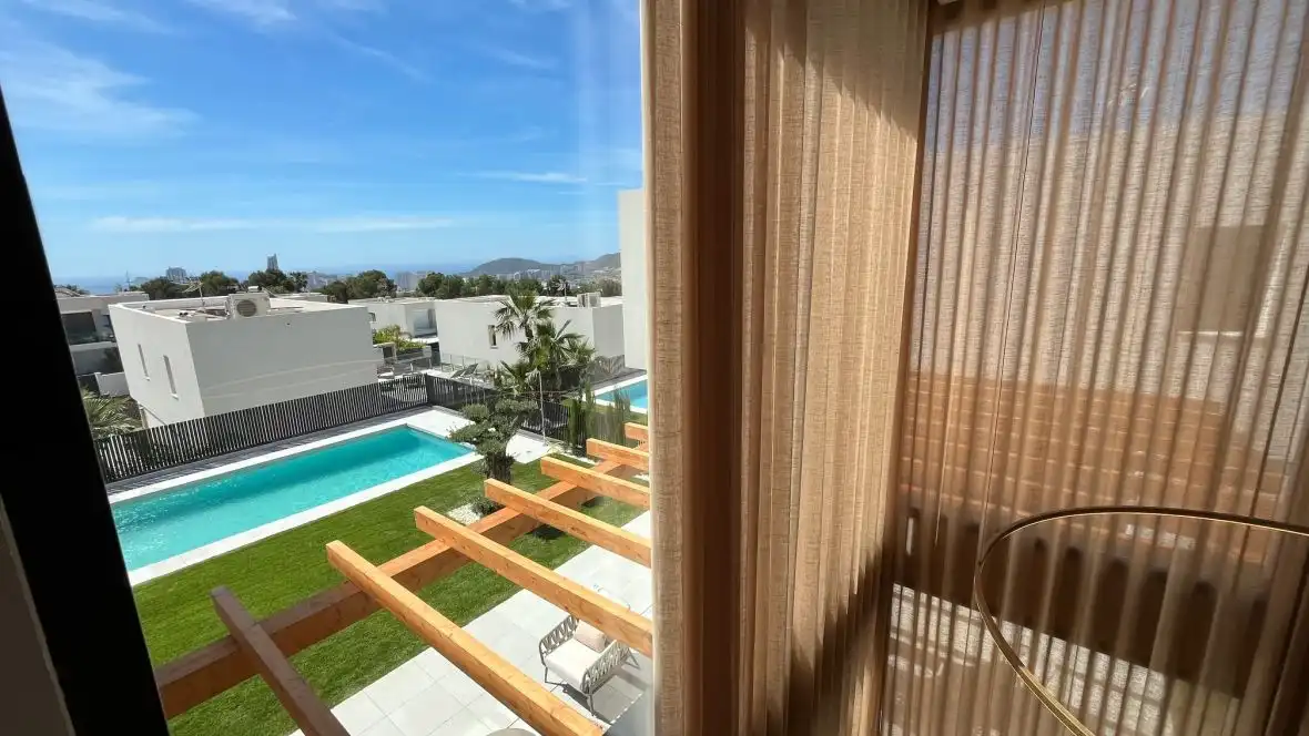 Chalet con piscina en venta en Carrer Berlin, imagen 16