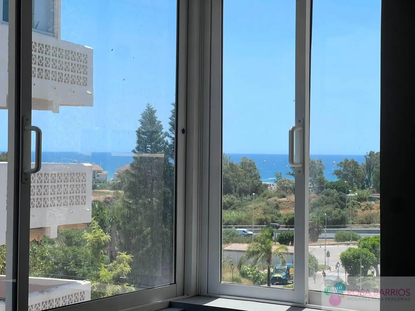 Bedroom of Flat for sale in Estepona  with Air Conditioner, Terrace and Community pool