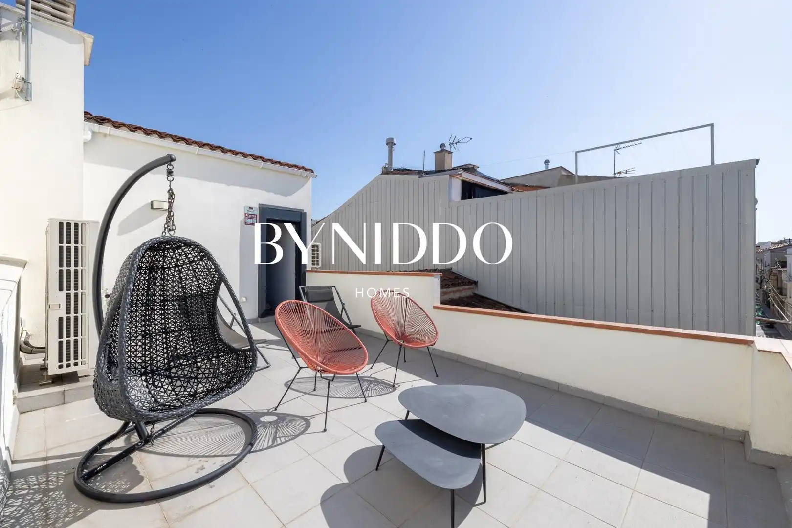 Terrassa de Casa adosada en venda en Sabadell amb Aire condicionat, Calefacció i Jardí privat