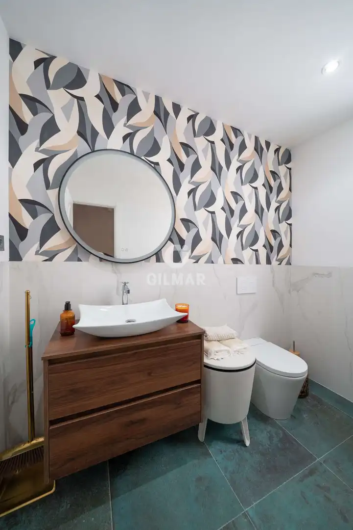 Baño de Piso en venta en Madrid con Calefacción y Balcón