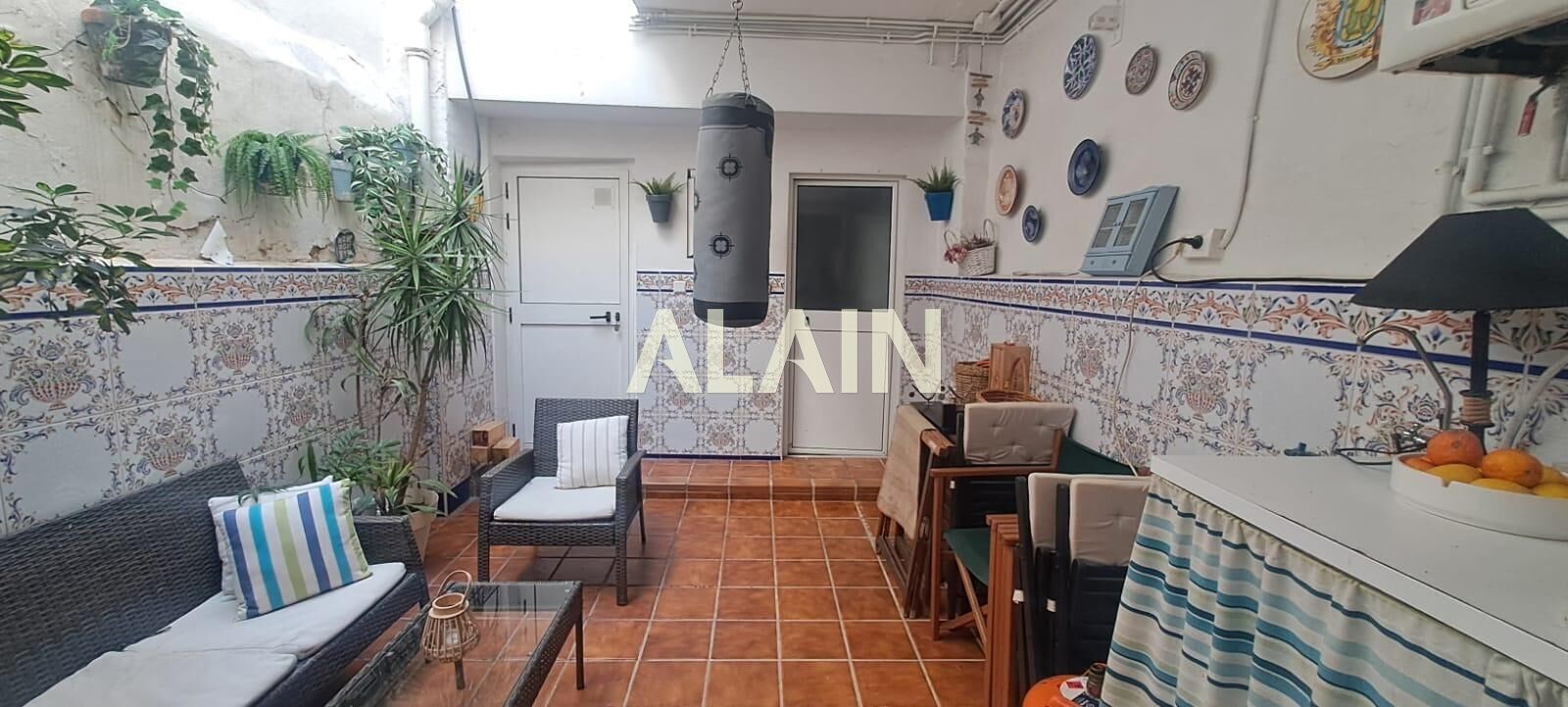 Jardí de Casa o xalet en venda en Manises amb Aire condicionat, Calefacció i Jardí privat