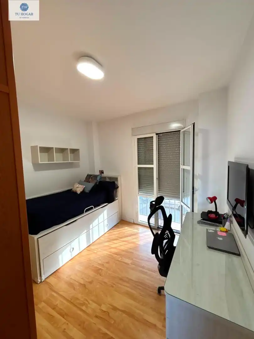 Bedroom of Detached homes for rent to own in Alcalá de Guadaira  with Air Conditioner, Heating and Terrace