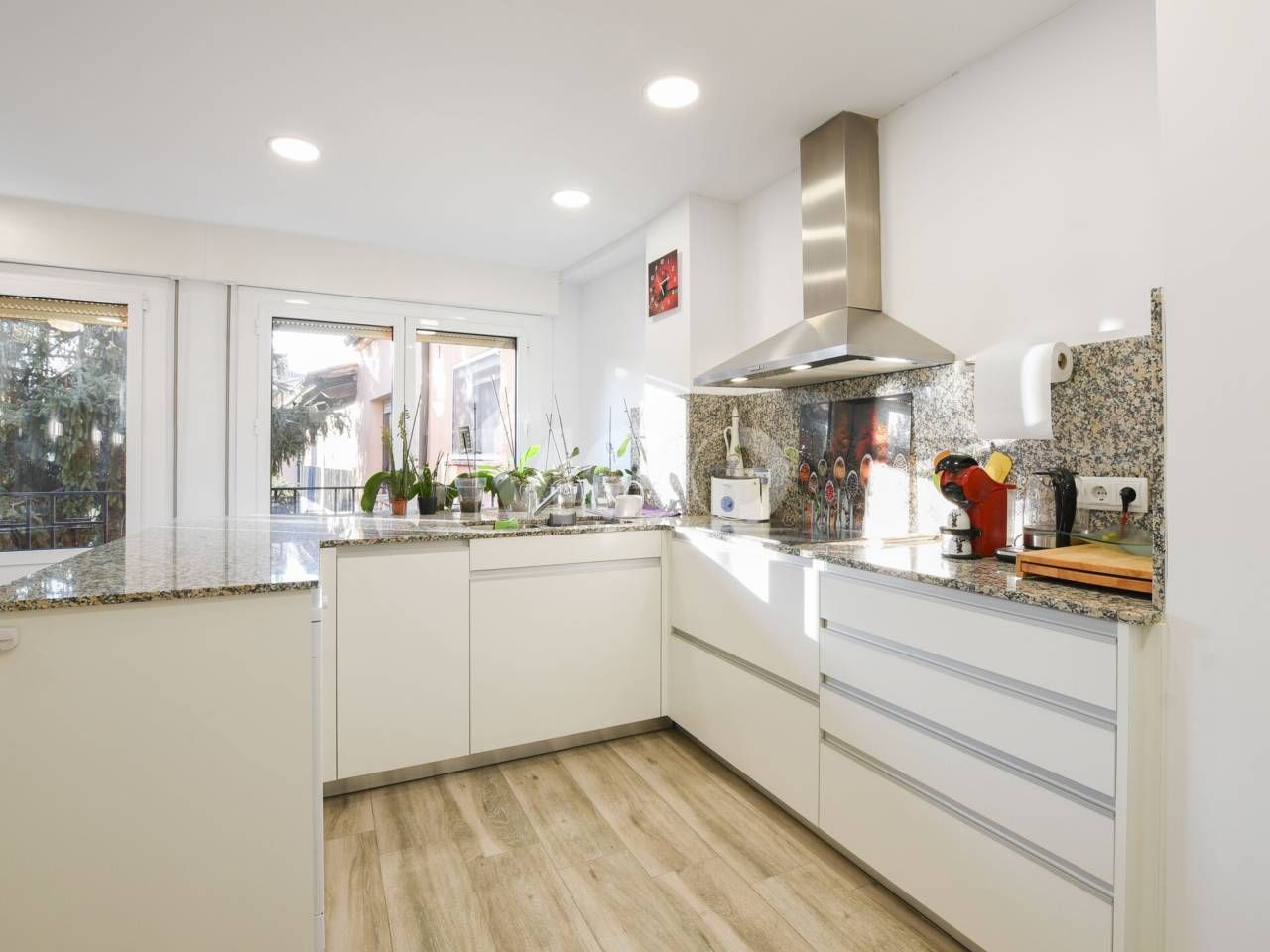 Kitchen of Duplex for sale in Manlleu  with Air Conditioner, Heating and Parquet flooring