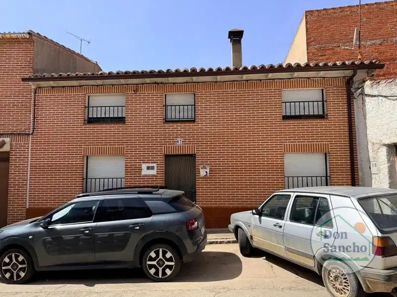Vista exterior de Casa o chalet en venta en Castronuño