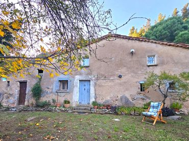 Casa rustica con giardino in vendita a Riells i Viabrea