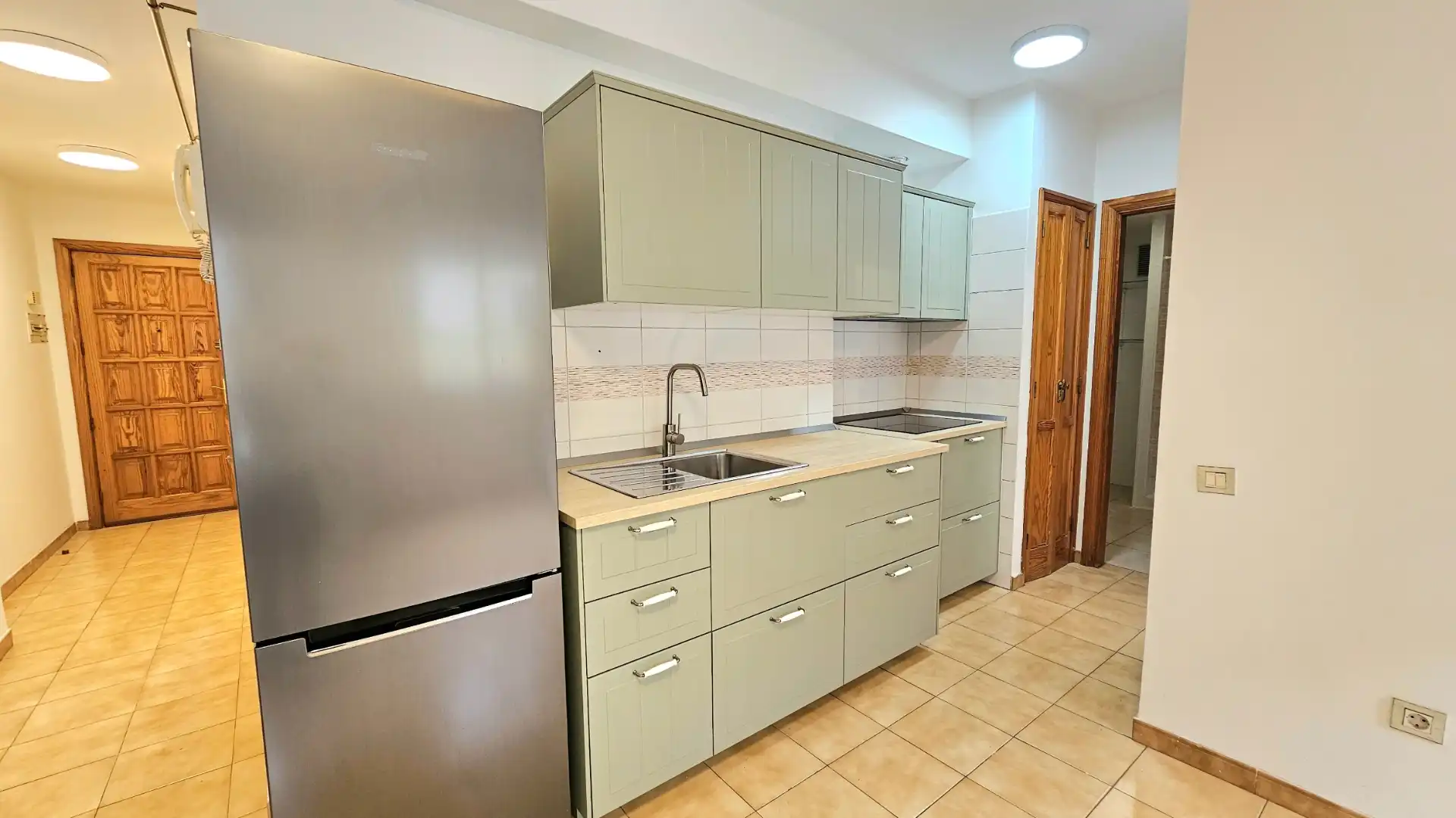 Cocina de Apartamento de alquiler en Las Palmas de Gran Canaria con Amueblado y Lavadora