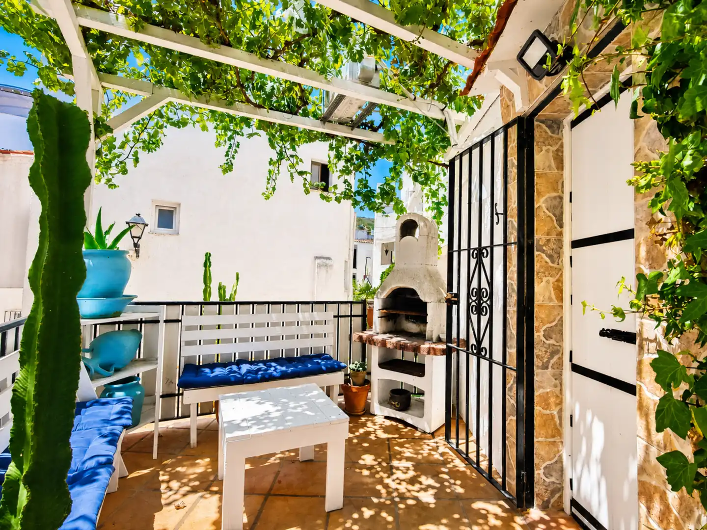 Terrassa de Apartament en venda en Manilva amb Aire condicionat, Terrassa i Piscina