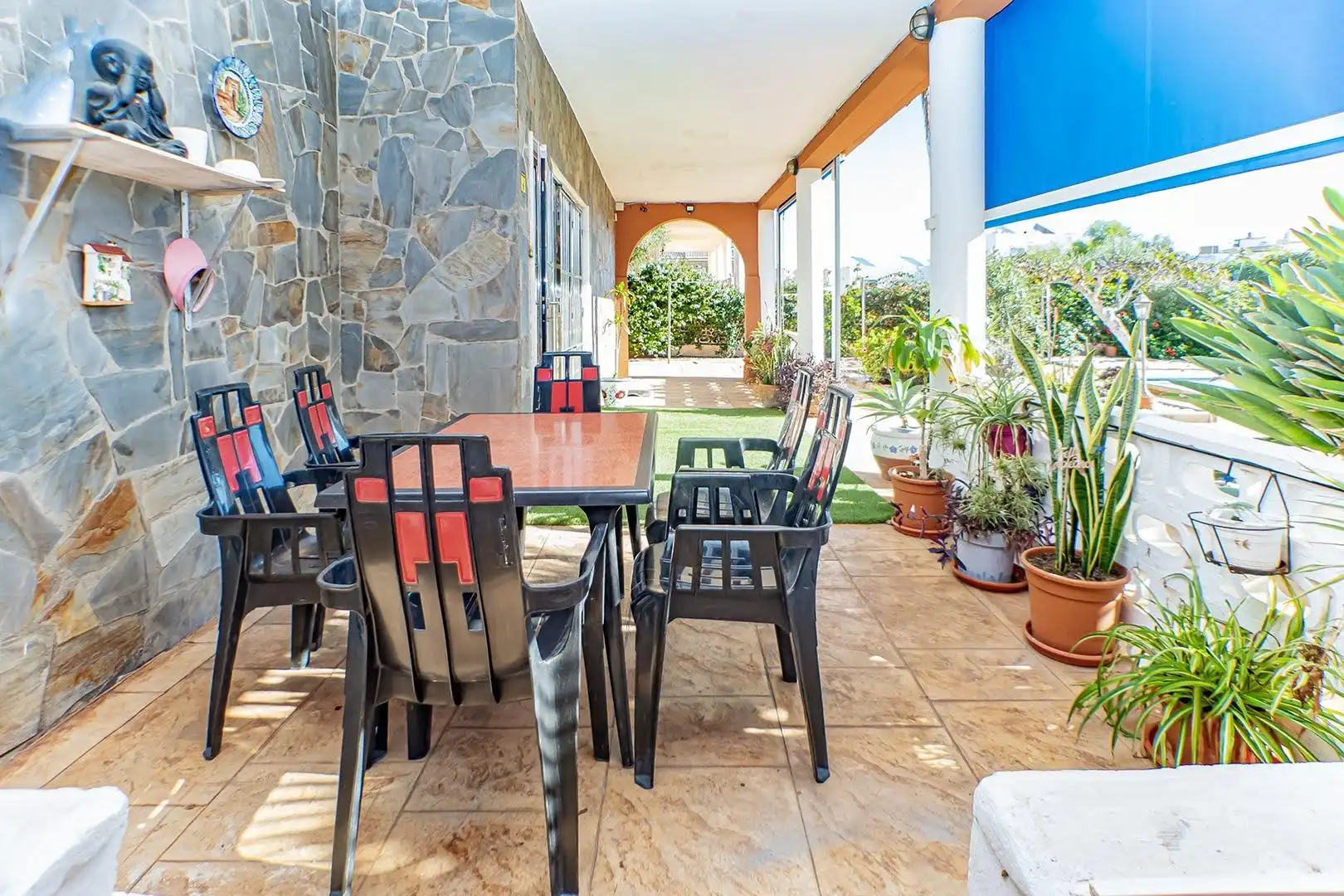 Terraza de Casa o chalet en venta en Roquetas de Mar con Aire acondicionado, Calefacción y Jardín privado