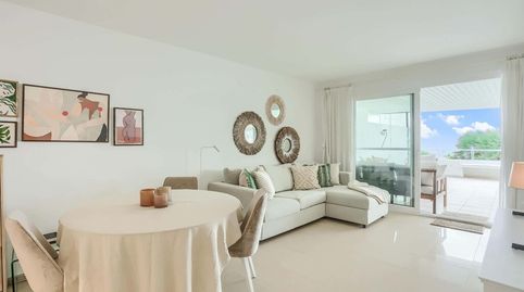 Elegante apartamento de estilo escandinavo con vistas al puerto deportivo y al mar en Portals Nous, imatge 2