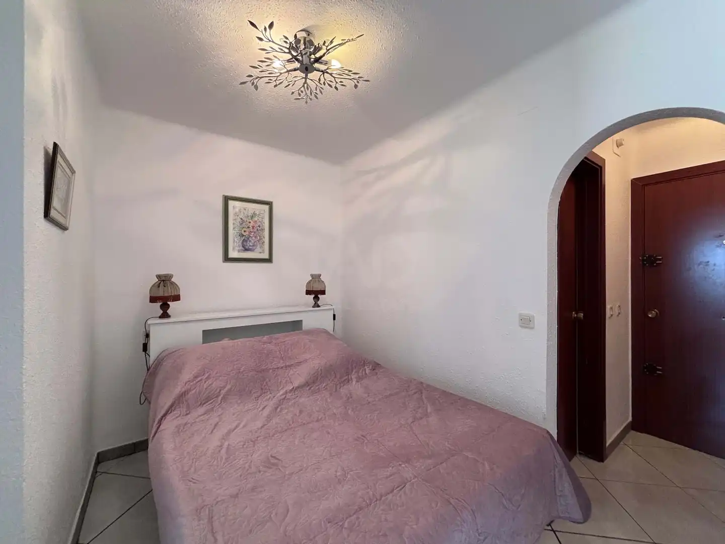 Habitación de Estudio en venta en Castelló d'Empúries con Aire acondicionado y Calefacción