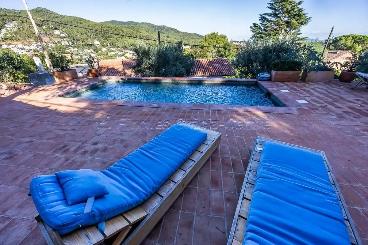 Piscina de Casa o xalet en venda en Castellar del Vallès amb Calefacció, Jardí privat i Terrassa