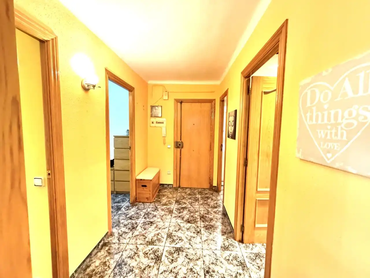 Flat for sale in Barcelona  with Air Conditioner